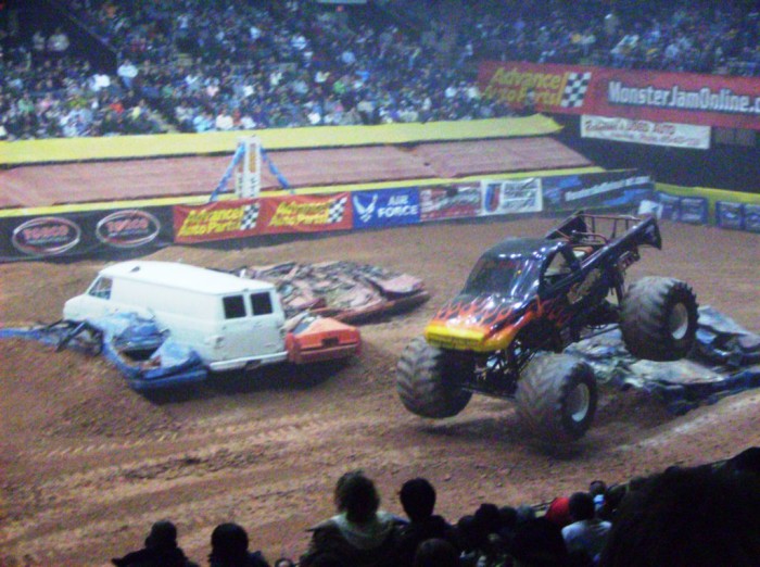 2008 MonsterTruckShow-060.jpg